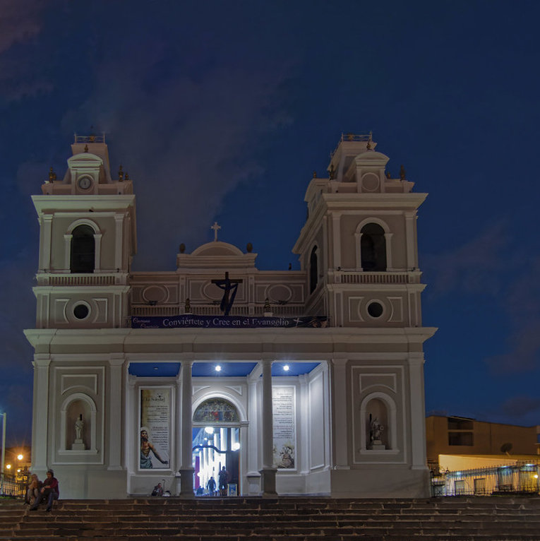 La Cathédrale Métropolitaine de San José à l'heure bleue... 201126034037454027